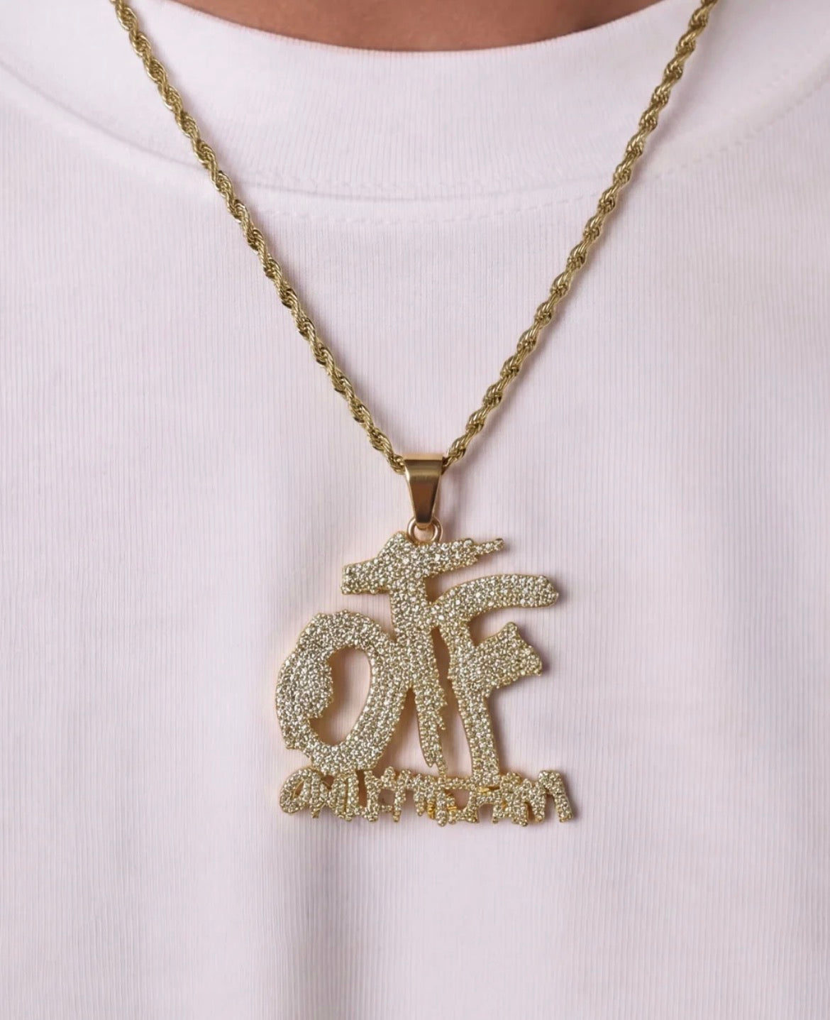 Only The Fam Ketting