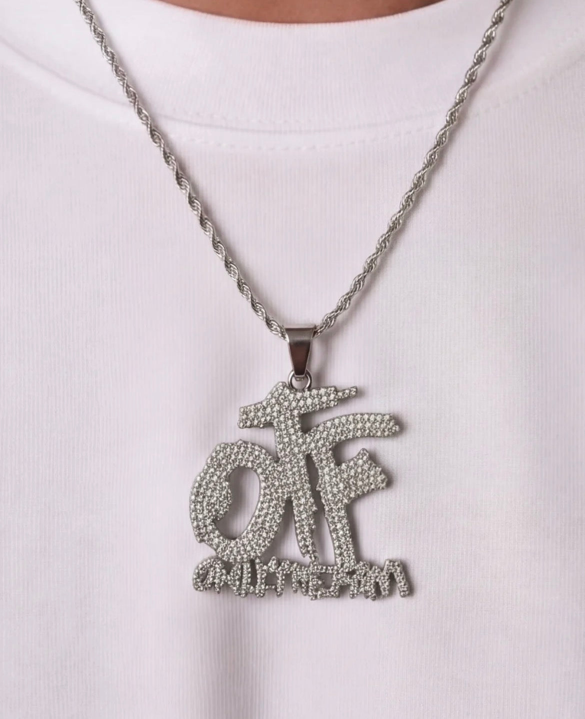 Only The Fam Ketting